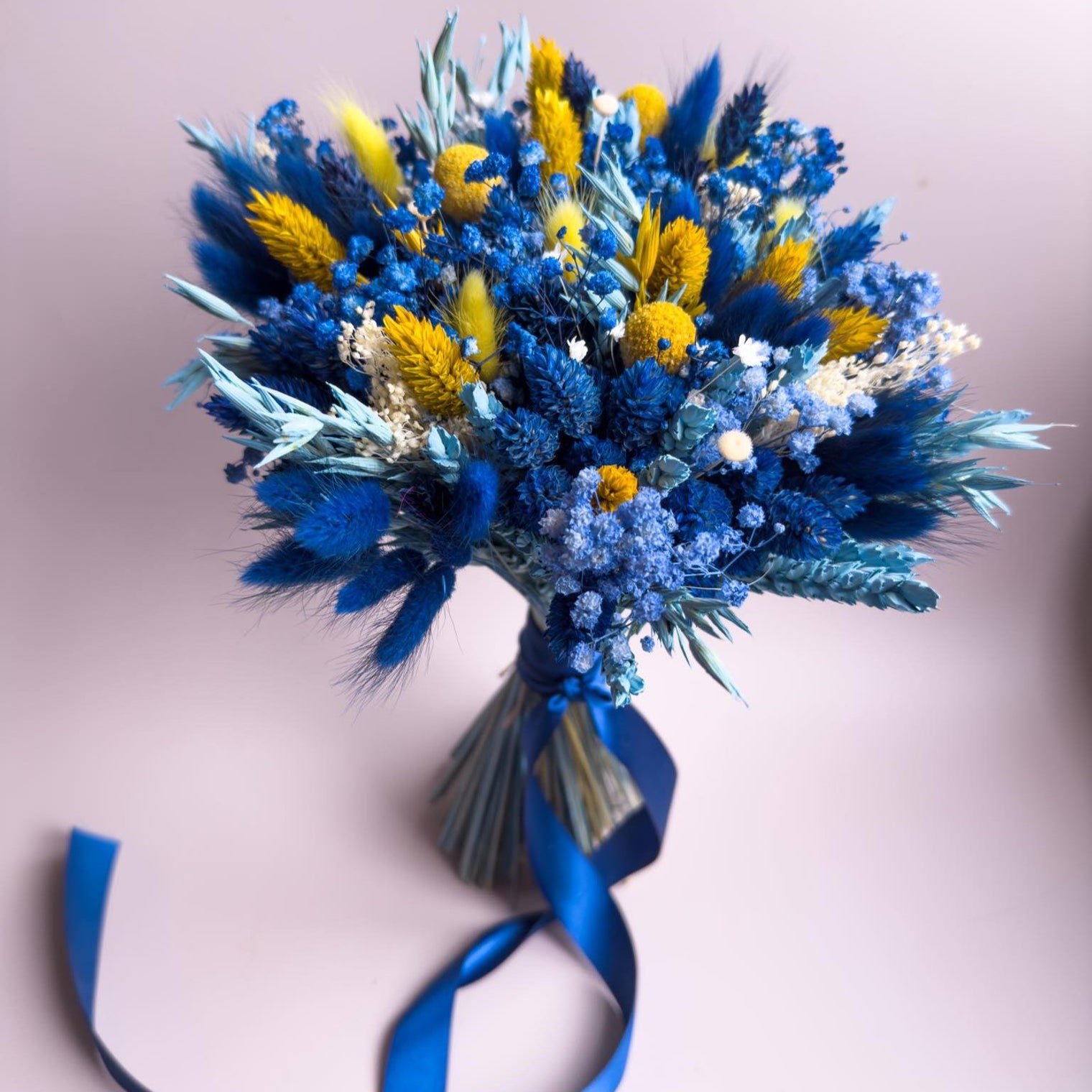 Starry Night Sky Wedding Flowers