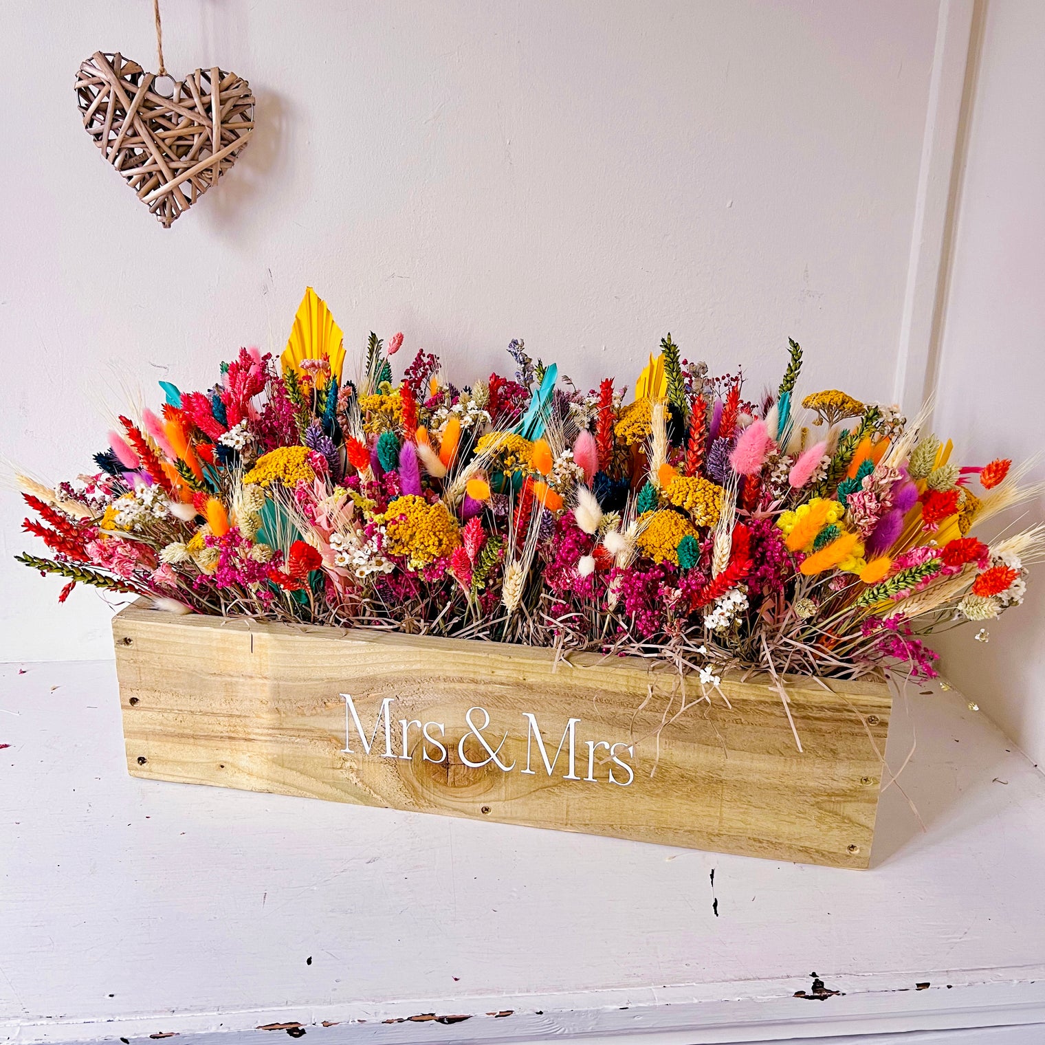Rainbow Dried Flower Wedding Table Decor