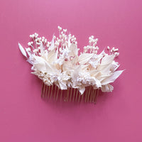 Natural White Dried Flower Hair Comb